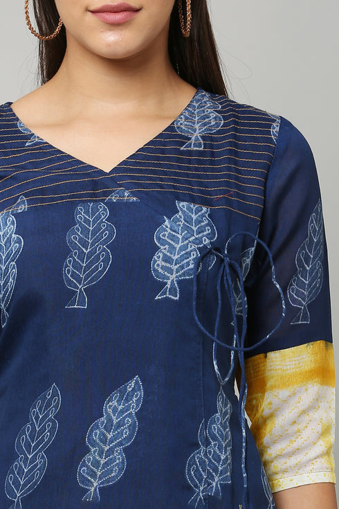 Blue Floral Pattern Kurta and Pant Set