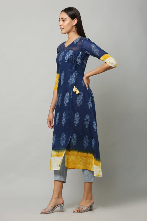 Blue Floral Pattern Kurta and Pant Set