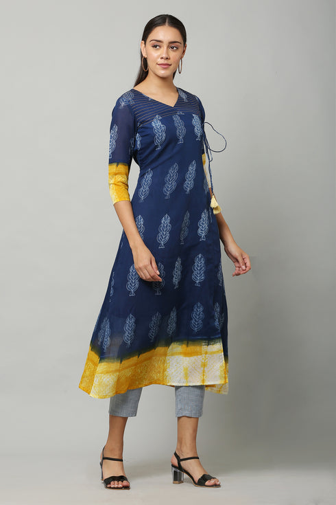 Blue Floral Pattern Kurta and Pant Set