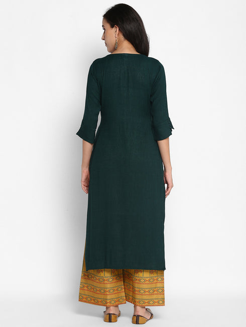 Women Embroidered Viscose Blend Straight Kurta (Green)