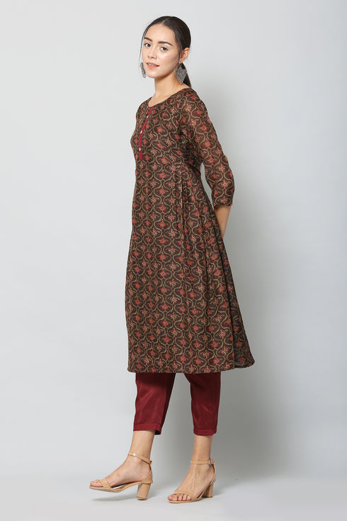 Women Kurta and Pant Set