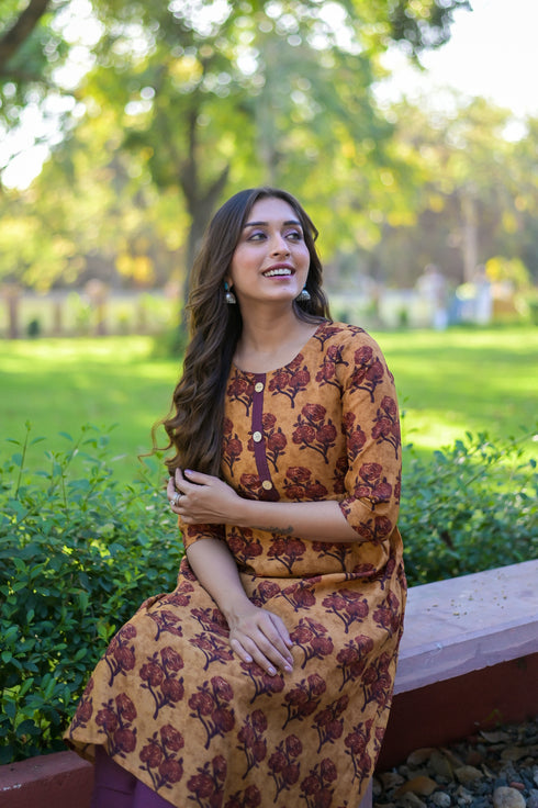 Women Chanderi Digital Printed Kurta Trouser Set