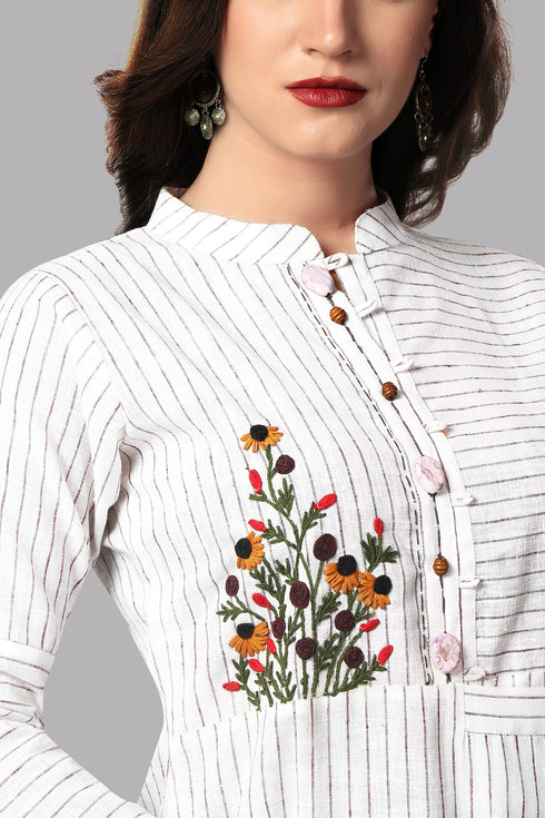 Women Straight Casual Kurta With Pocket