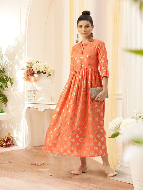 Women Rayon Satin Foil Printed Straight Kurta