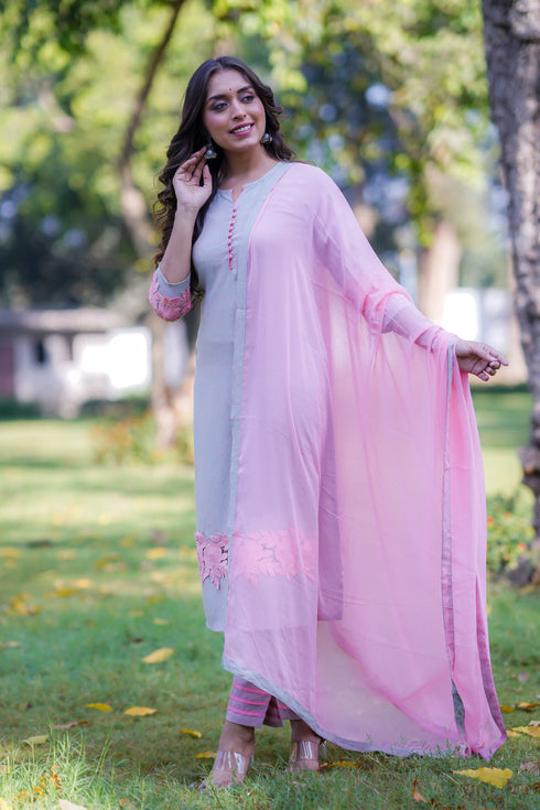 Women Rayon Straight Kurta Pant and Dupatta Set