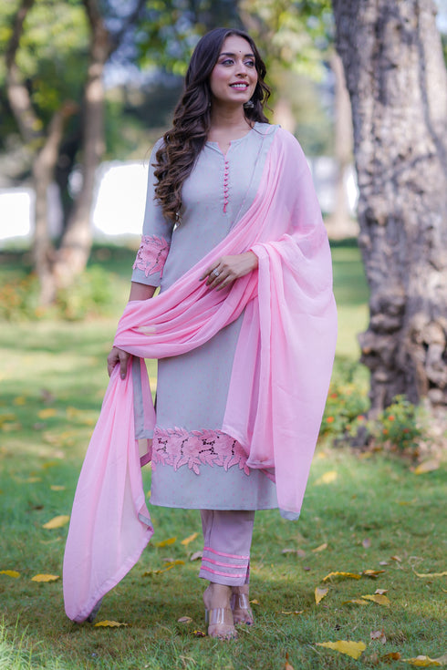 Women Rayon Straight Kurta Pant and Dupatta Set