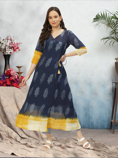 Blue Floral Pattern Kurta and Pant Set