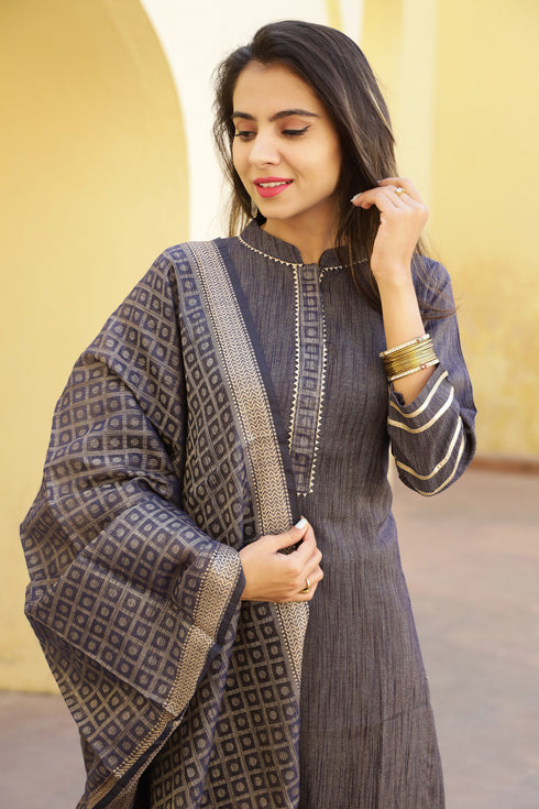 Solid Grey Straight Kurta Pant And Dupatta Set
